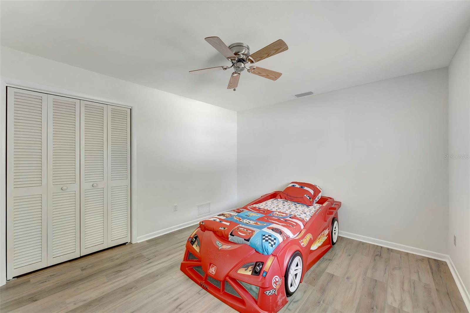 BENT TREE VILLAGE - Residential