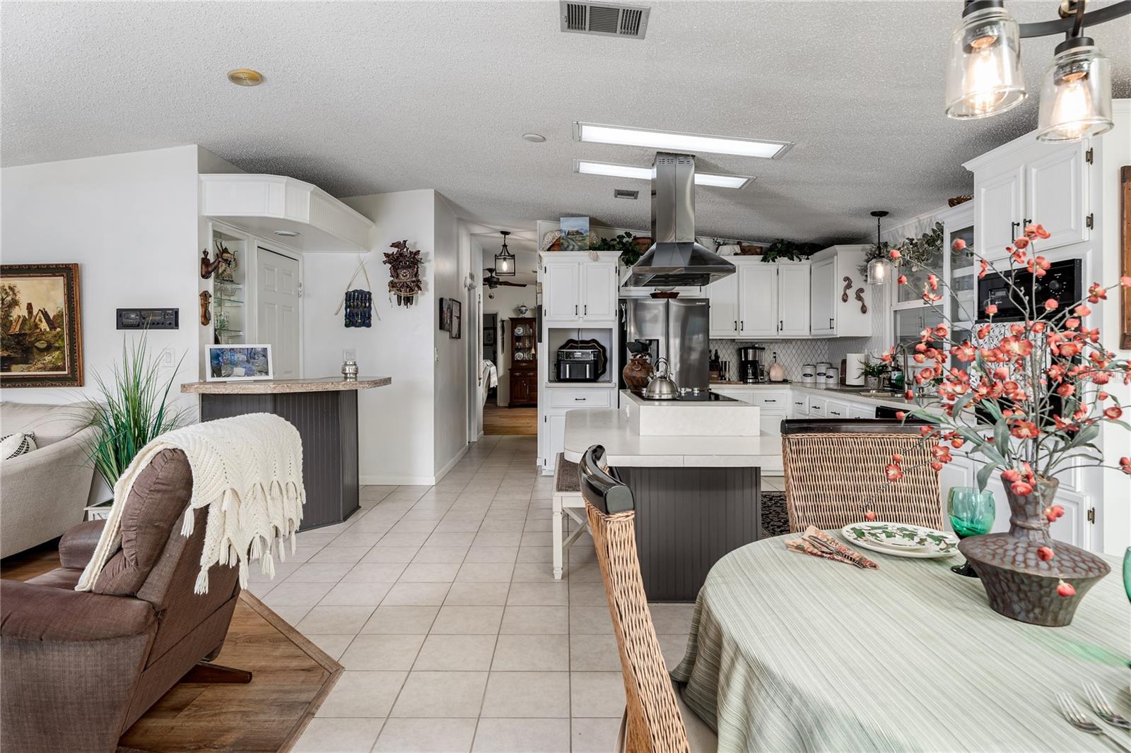 IMPERIAL LAKES ESTATES UNIT III - Residential