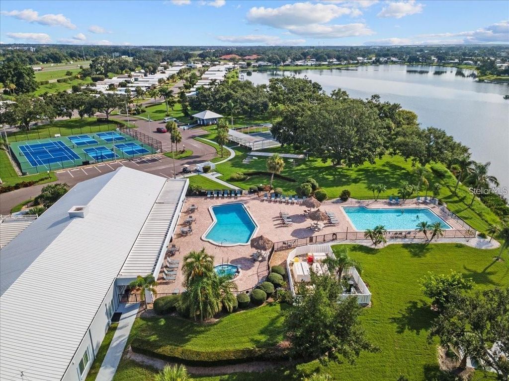 Photo of 8520 Countess Avenue Circle, Palmetto, FL 34221 (MLS # A4689650)