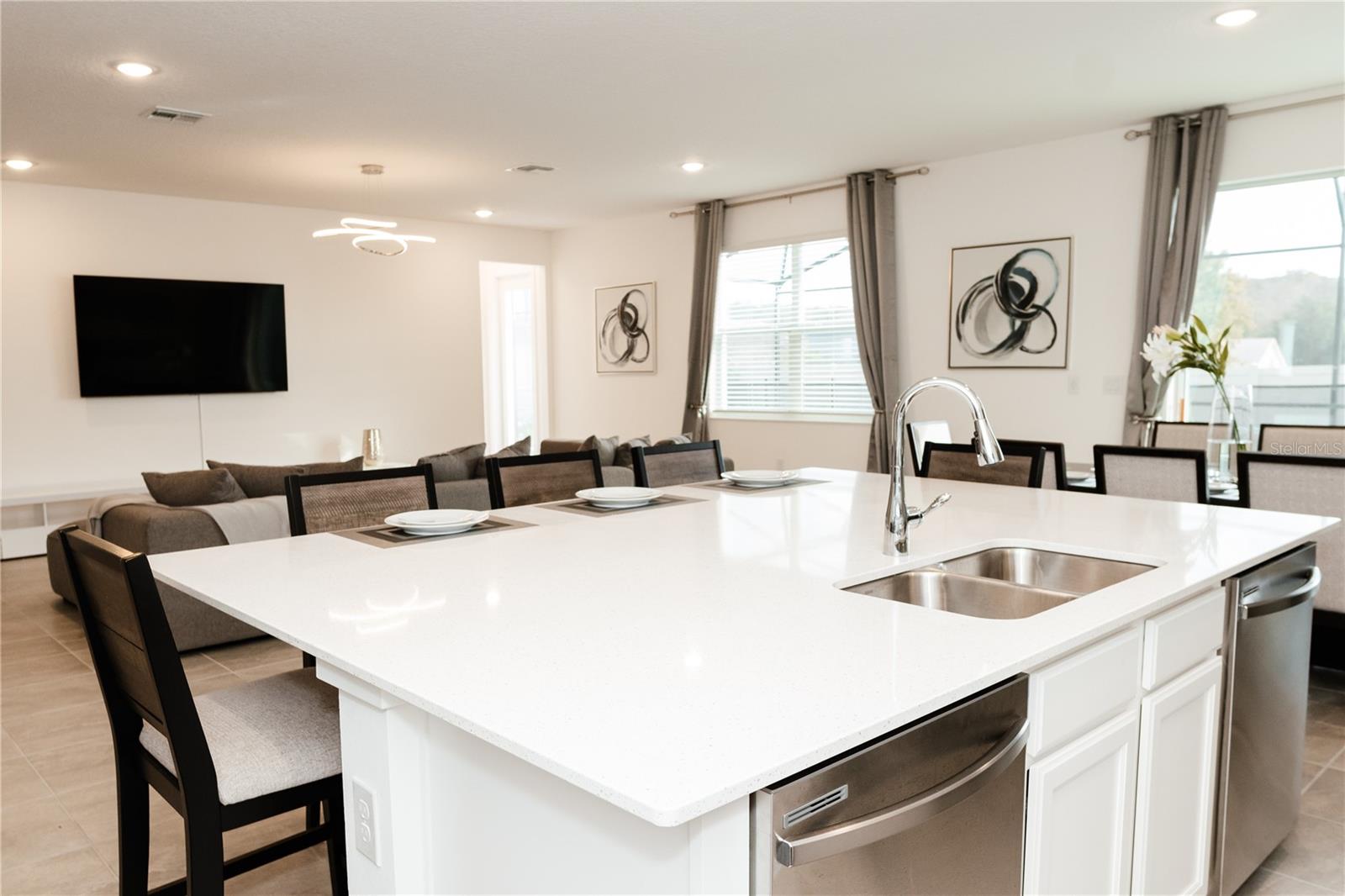 BELLAVIDA PH 2C - Residential