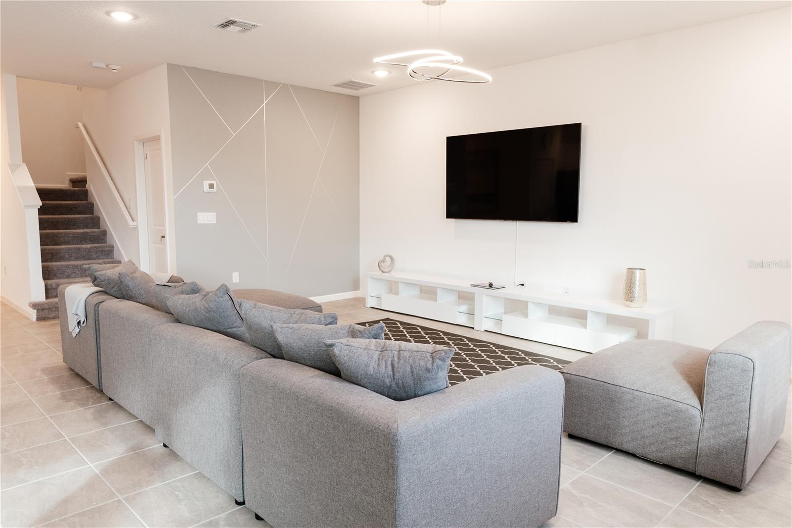 BELLAVIDA PH 2C - Residential