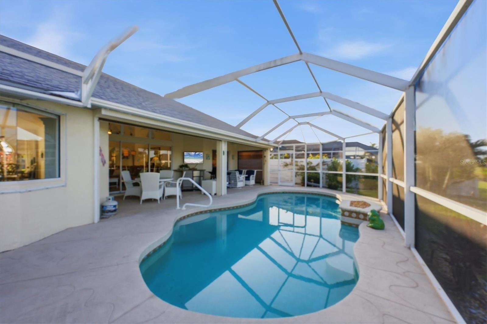 ROTONDA WEST BROADMOOR - Residential