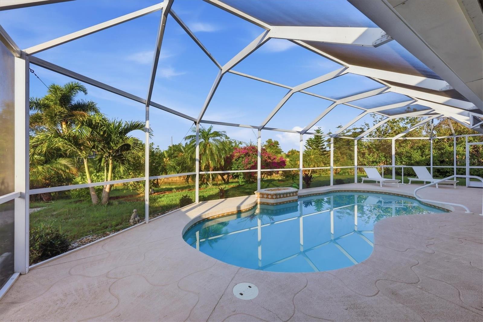 ROTONDA WEST BROADMOOR - Residential