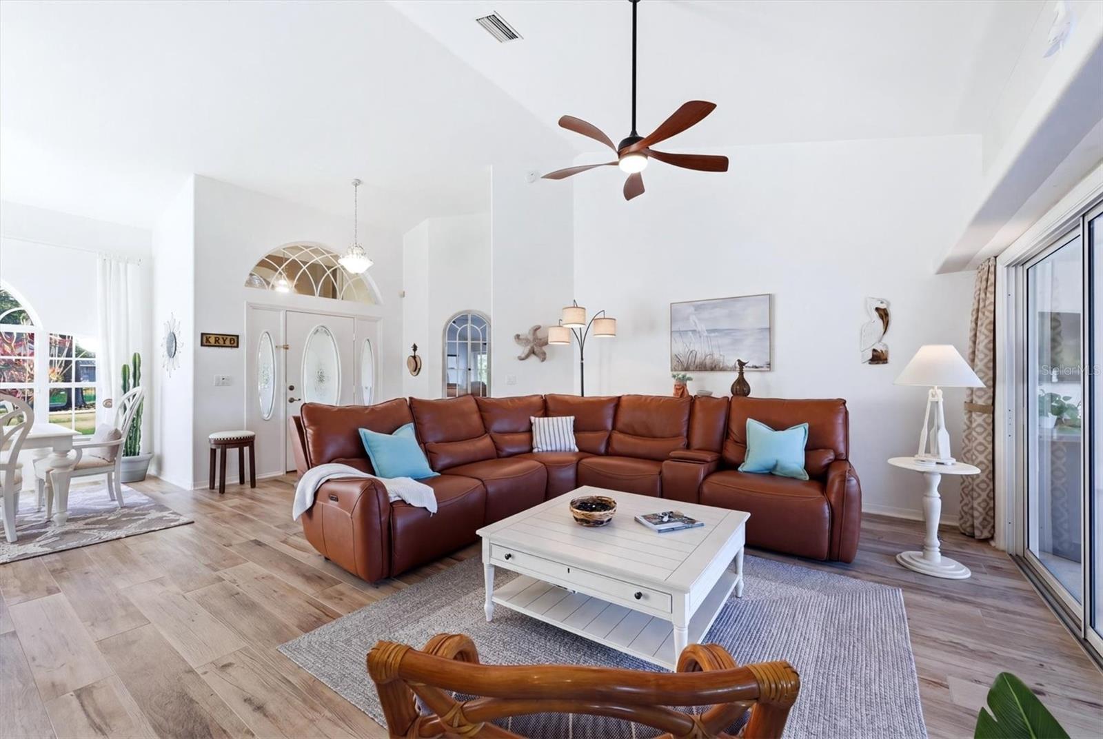 ROTONDA WEST BROADMOOR - Residential