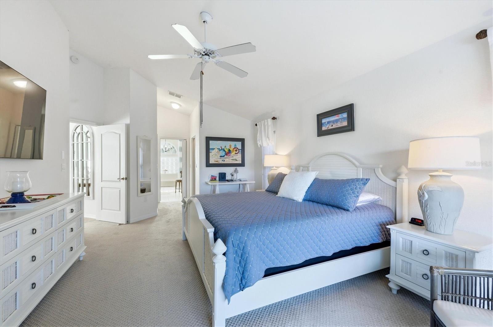 ROTONDA WEST BROADMOOR - Residential