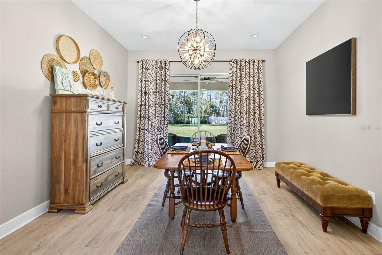 LAKE THOMAS POINTE - Residential