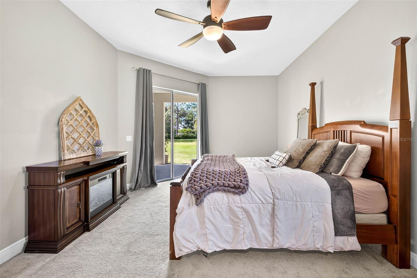 LAKE THOMAS POINTE - Residential