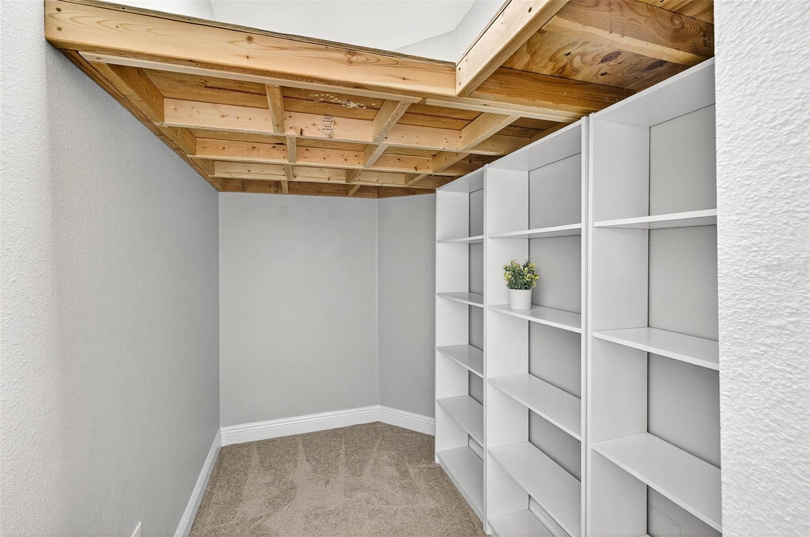 LAKE THOMAS POINTE - Residential