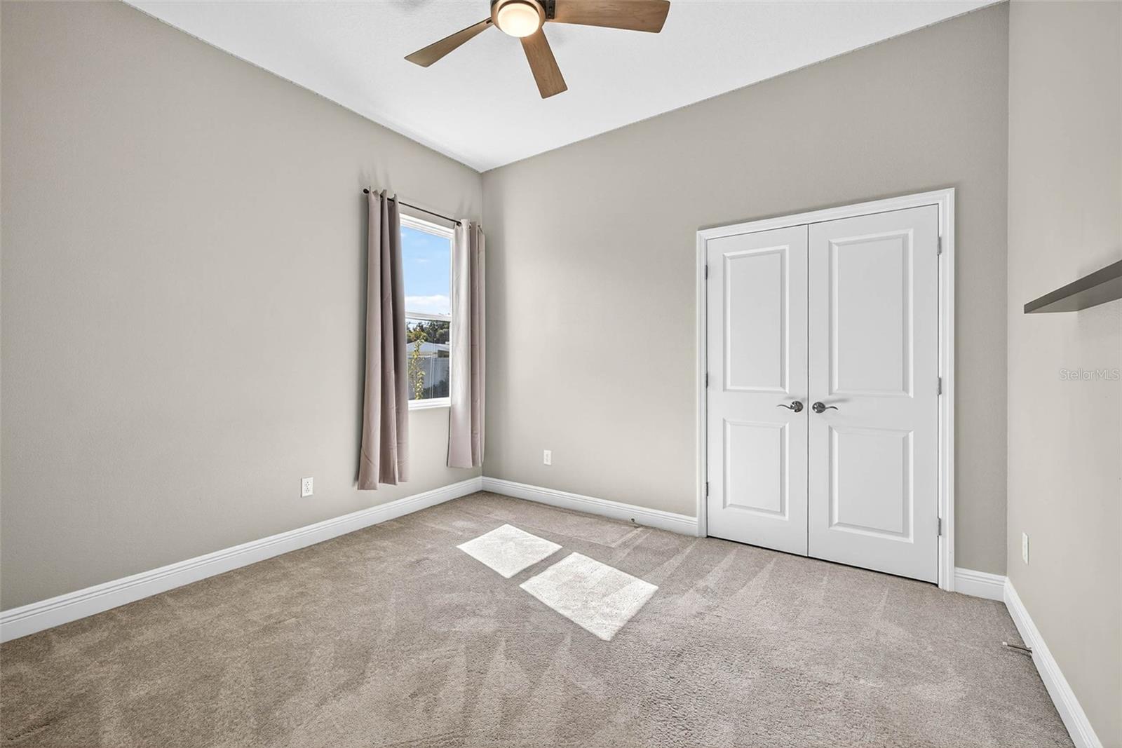 LAKE THOMAS POINTE - Residential