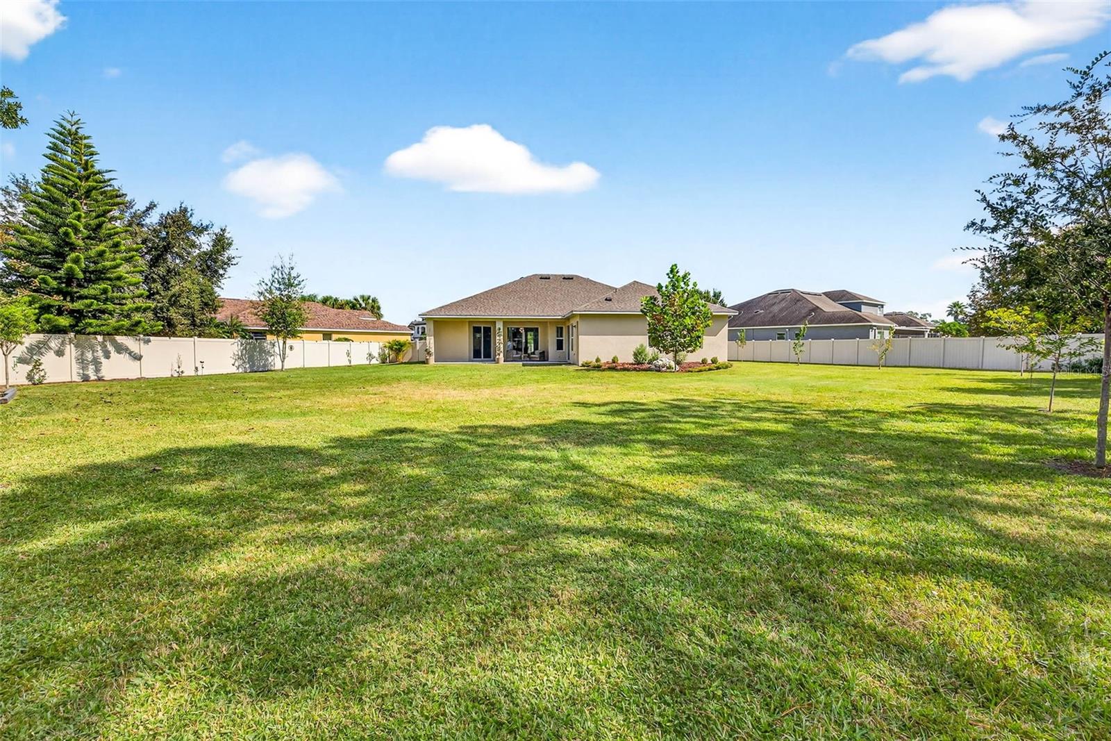 LAKE THOMAS POINTE - Residential