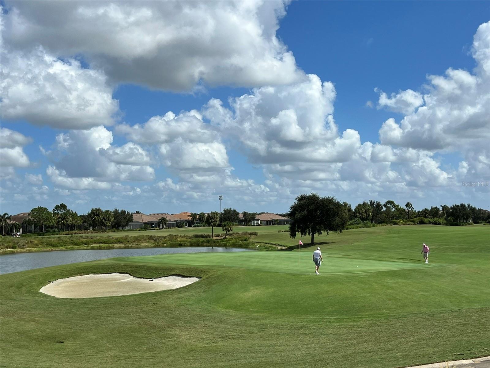 ESPLANADE PH I SUBPHASE H & I - Residential