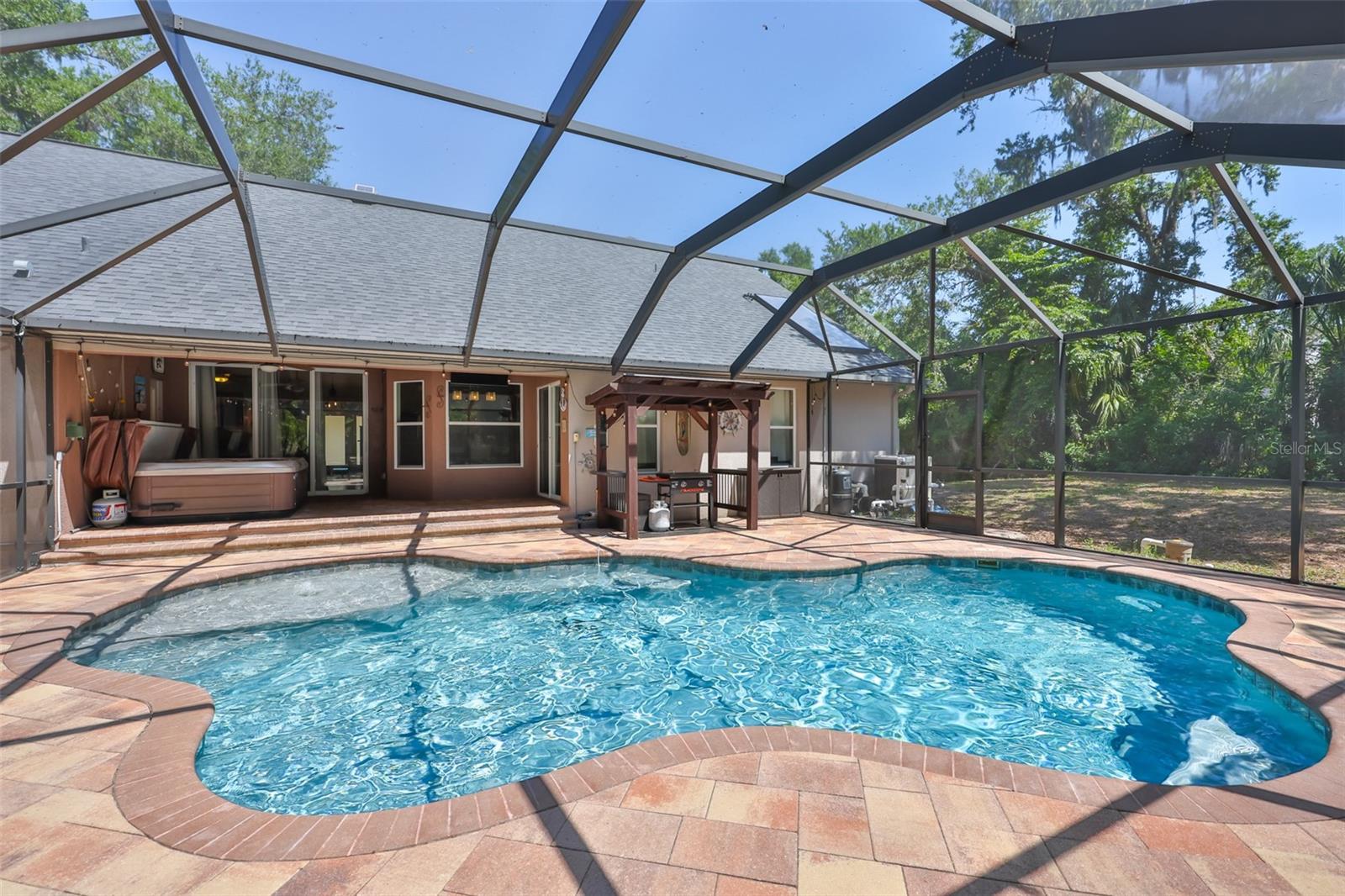 SUNDANCE UNIT 4 - Residential