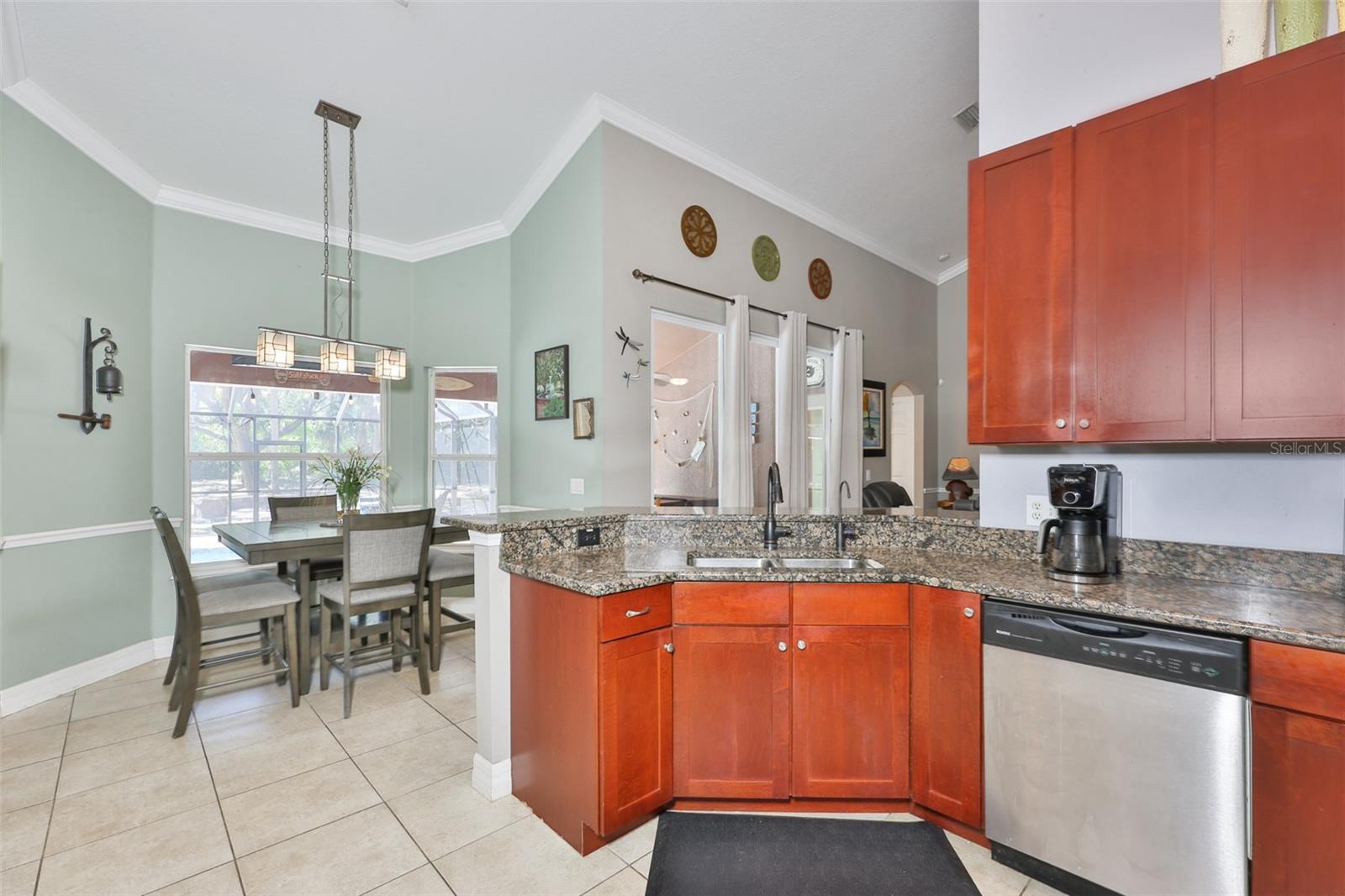 SUNDANCE UNIT 4 - Residential