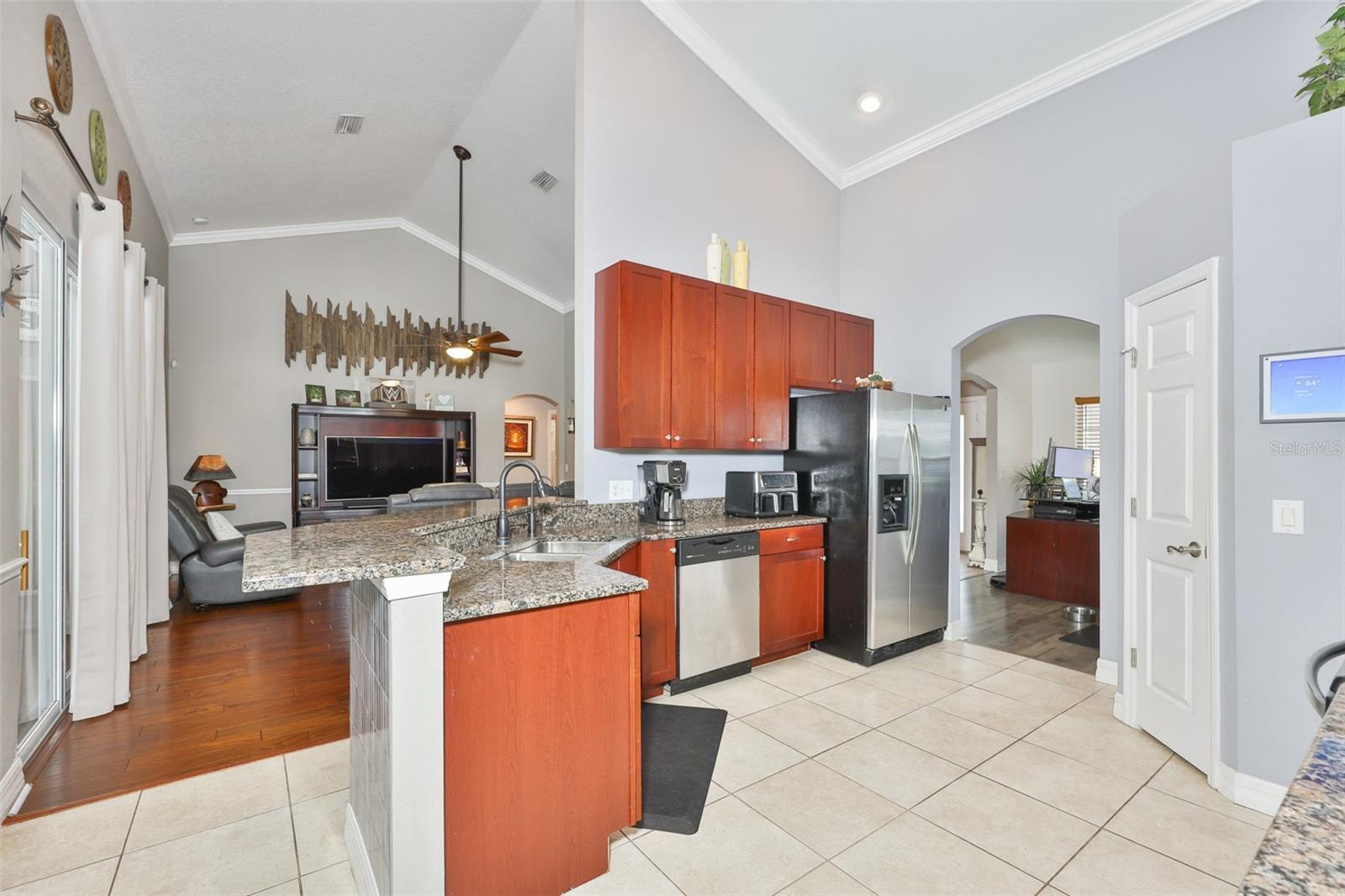 SUNDANCE UNIT 4 - Residential