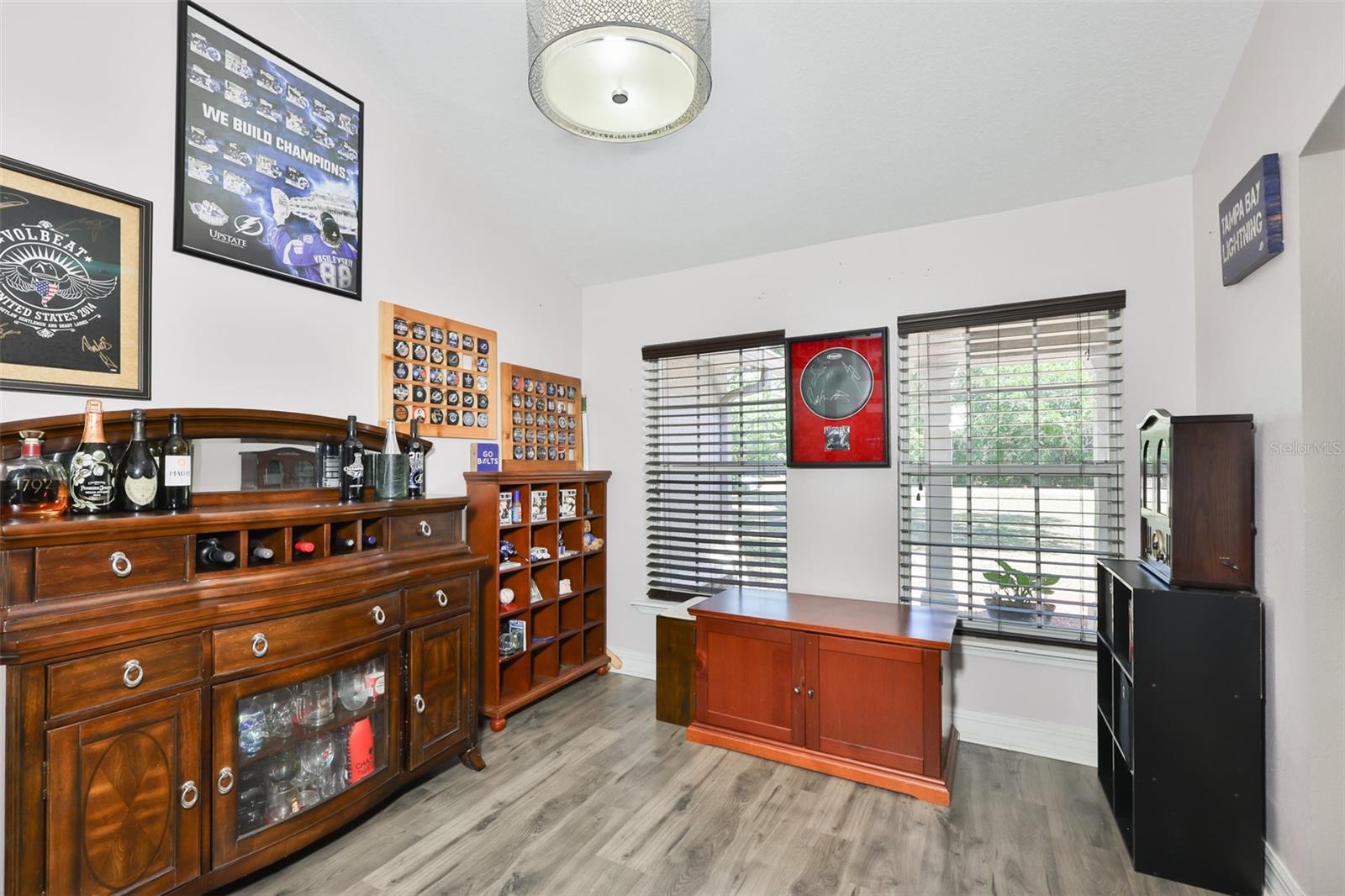 SUNDANCE UNIT 4 - Residential