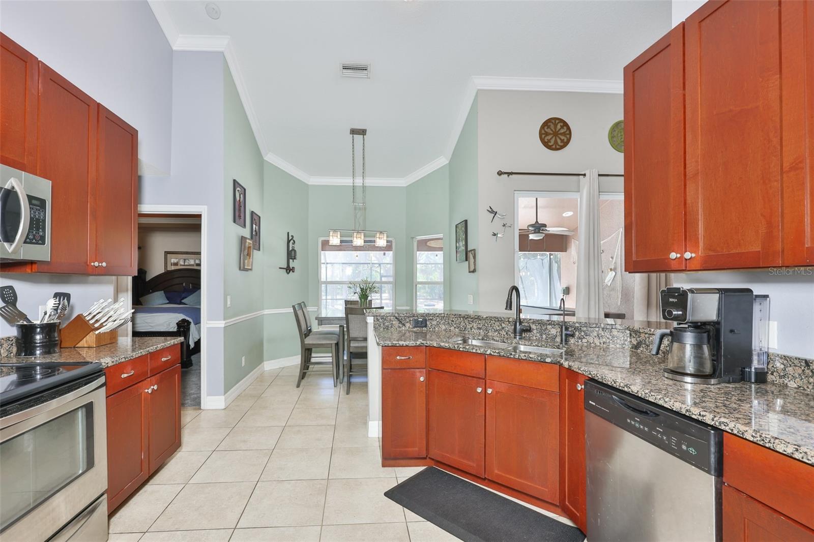 SUNDANCE UNIT 4 - Residential