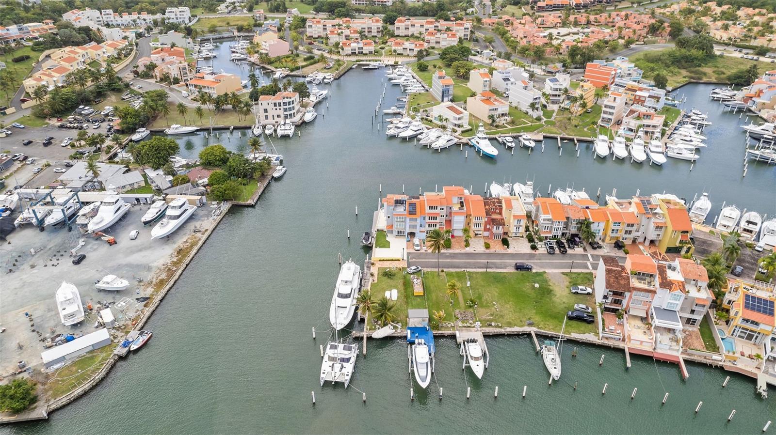 PALMAS DEL MAR - Land