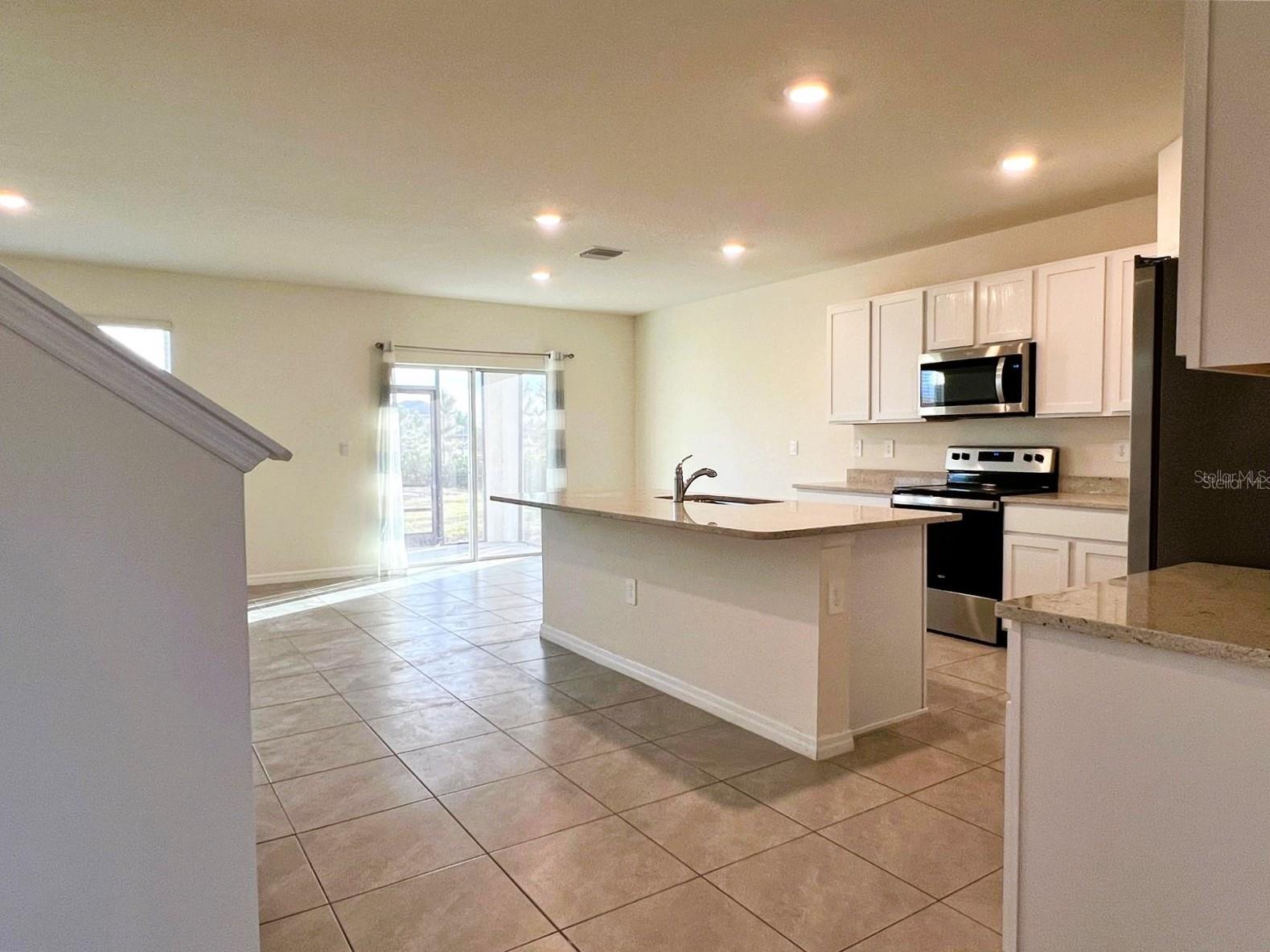 SOLERA AT LAKEWOOD RANCH PH II - Residential Lease