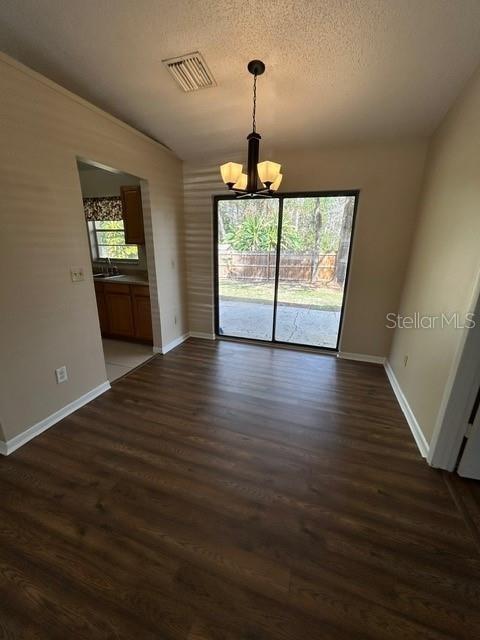 LONGWOOD PARK - Residential Lease