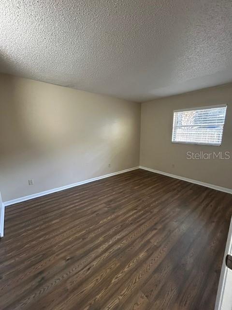 LONGWOOD PARK - Residential Lease