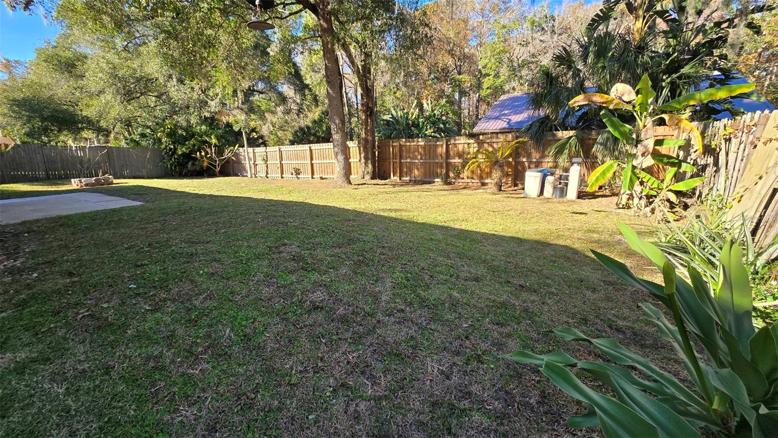 LONGWOOD PARK - Residential Lease