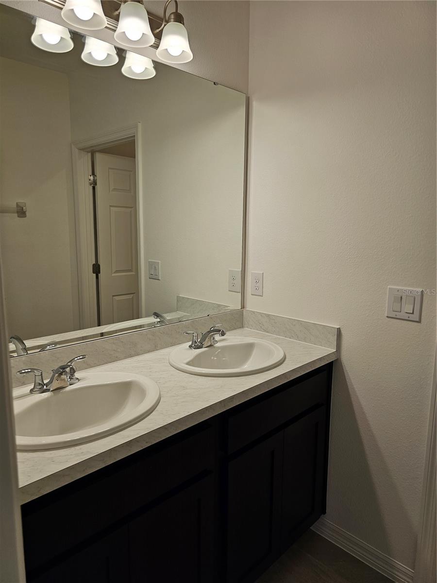 LAKE LINCOLN - Residential