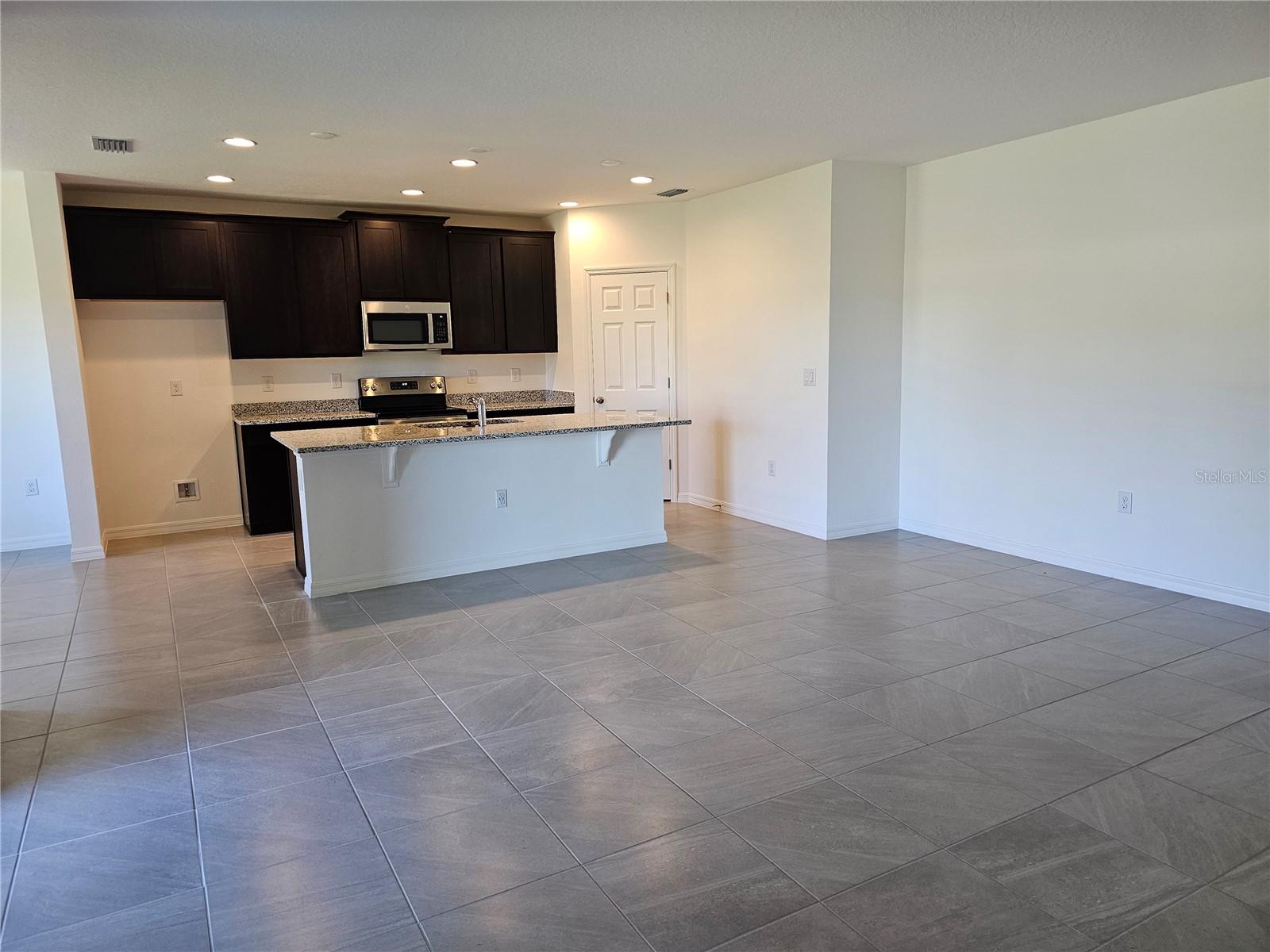 LAKE LINCOLN - Residential