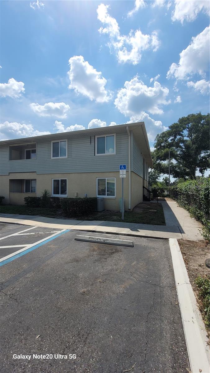 2 Bed 2 Bath second floor condo located in great community in the heart of Brandon. Wood effect ceramic tile runs whole property. Stainless steel appliances and granite counter tops in kitchen. Washer/Dryer in unit. Community features include playground, fitness center, and community pool. Tenants subject to HoA application fee and approval. Easy move in terms first month rent plus one month as security. Call today to schedule a viewing.