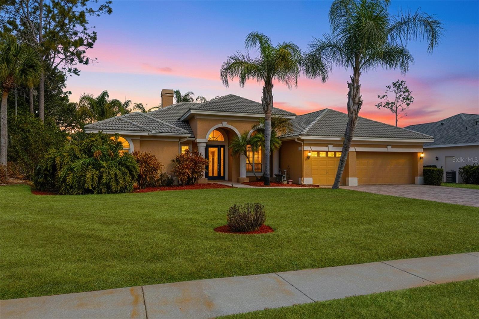 RIVER HILLS COUNTRY CLUB PARCE - Residential