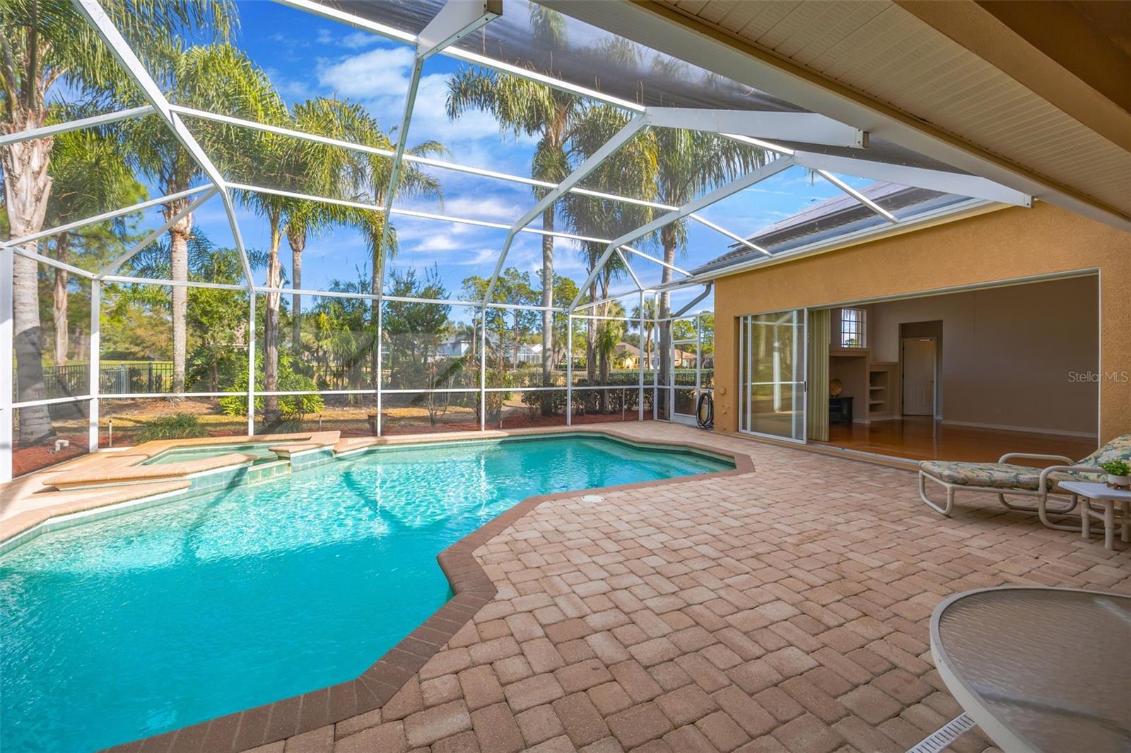 RIVER HILLS COUNTRY CLUB PARCE - Residential