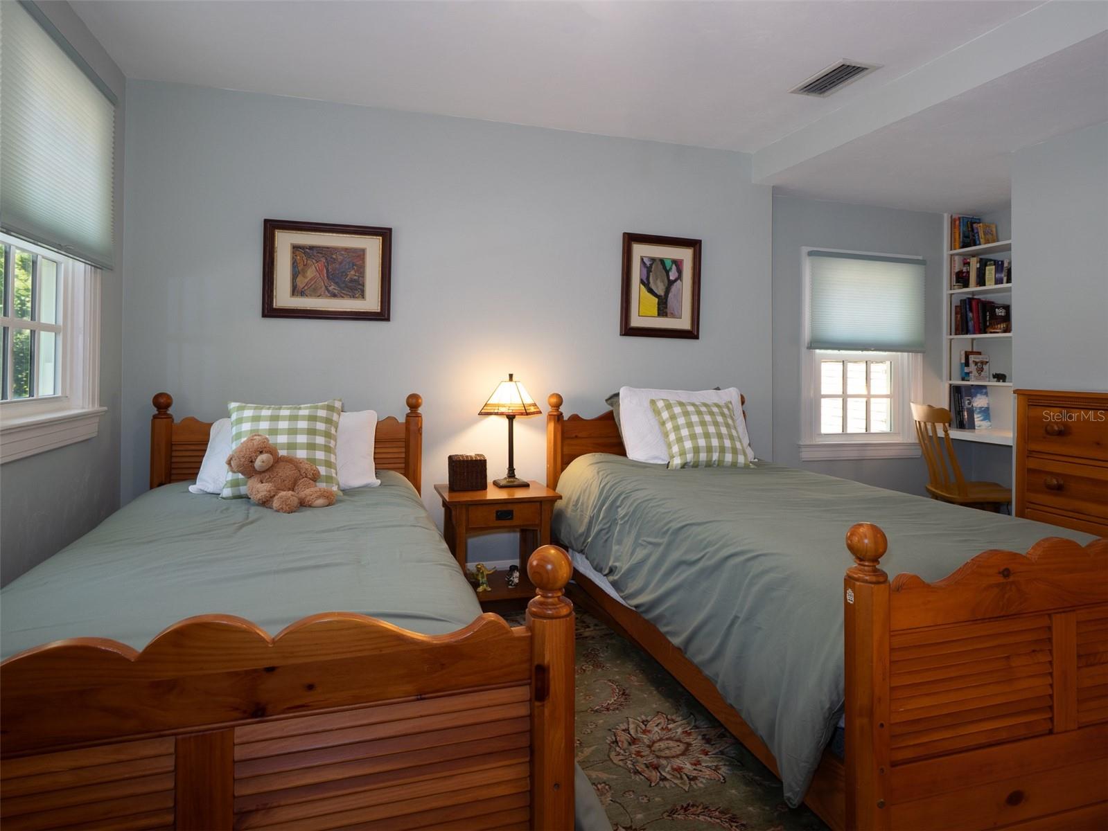 STRINGFELLOW/BROOME - Residential