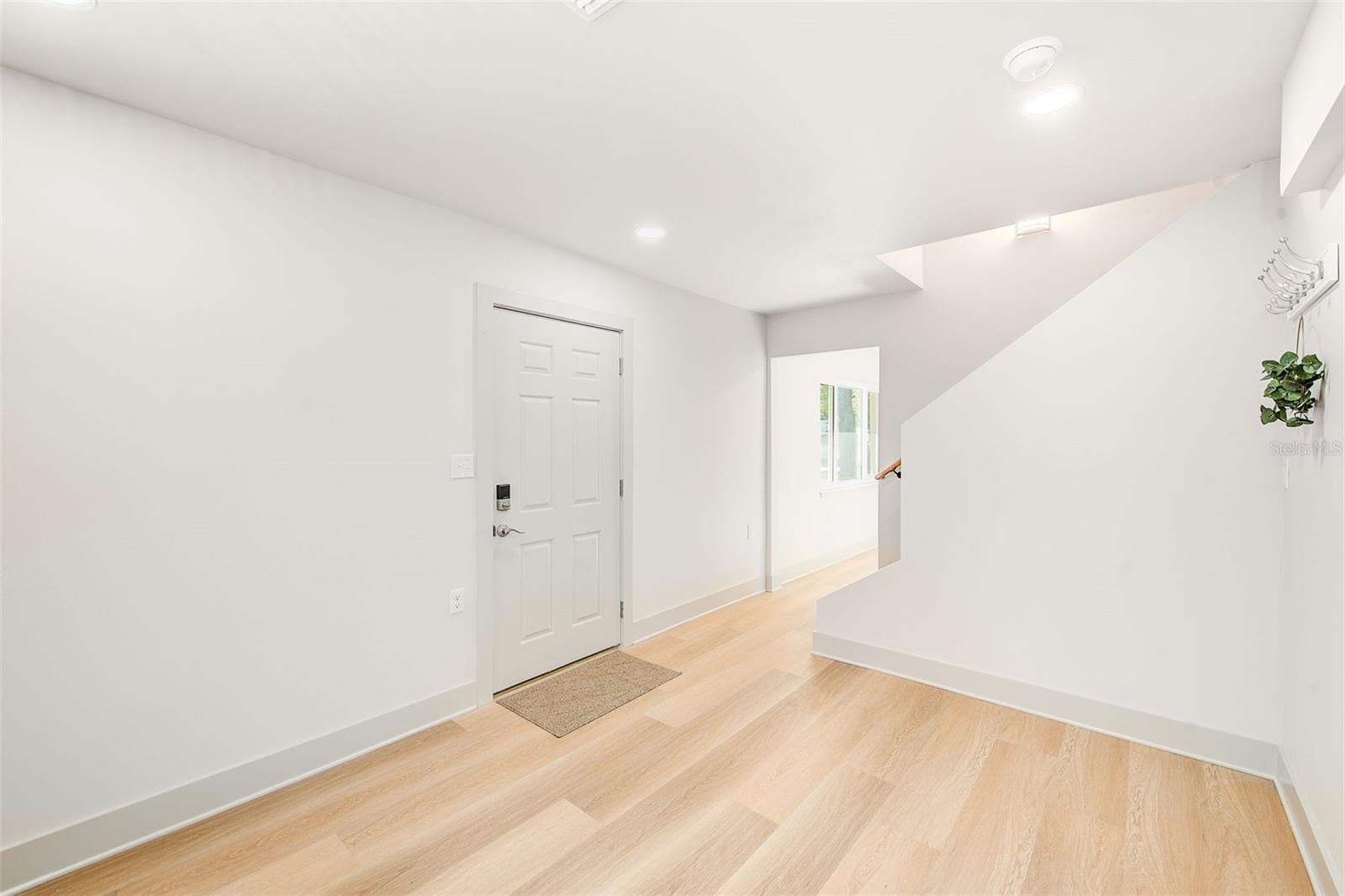 362 GATEWOOD DRIVE