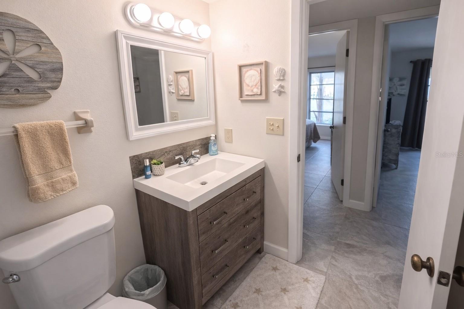 ESSEX HOUSE - Residential