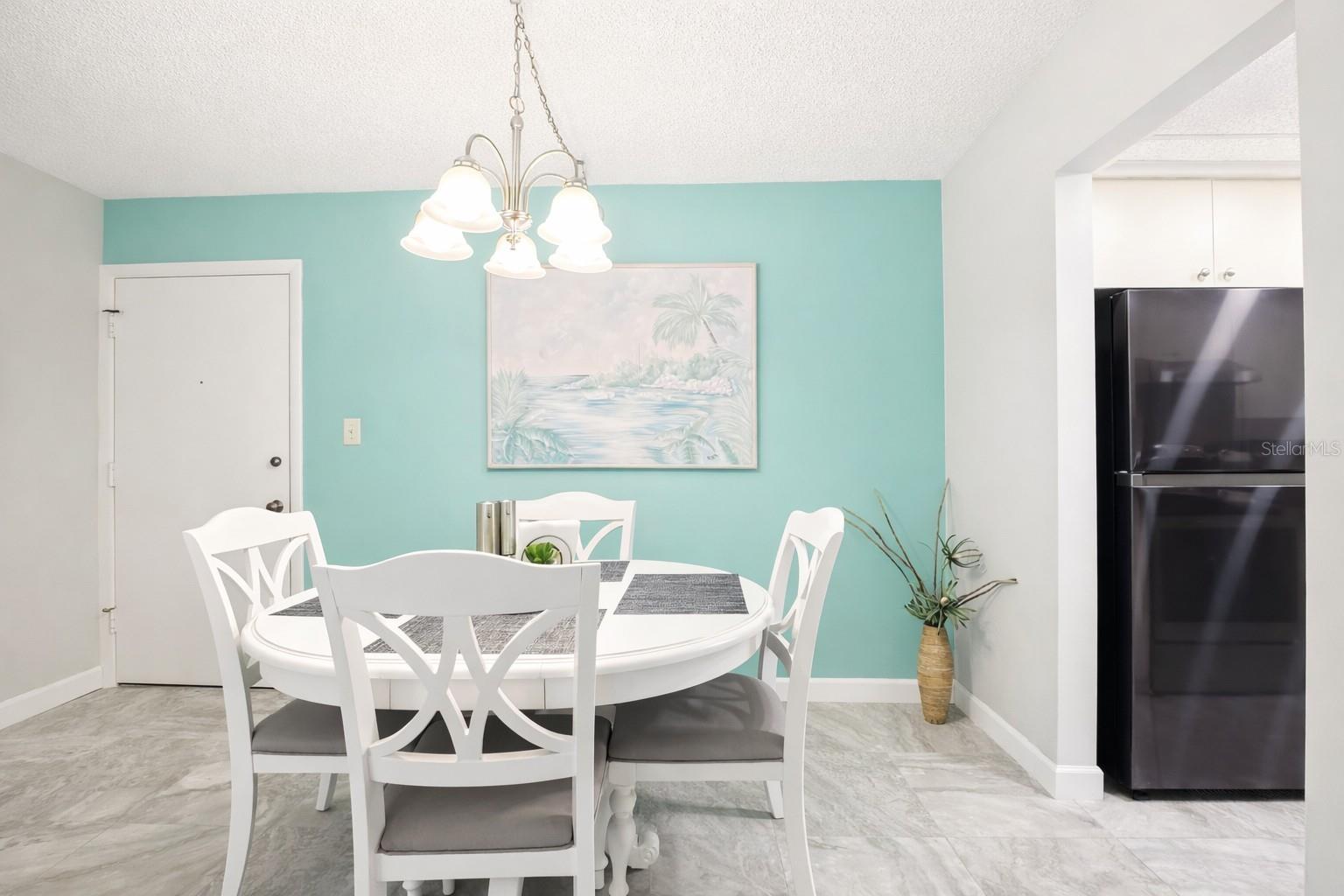 ESSEX HOUSE - Residential