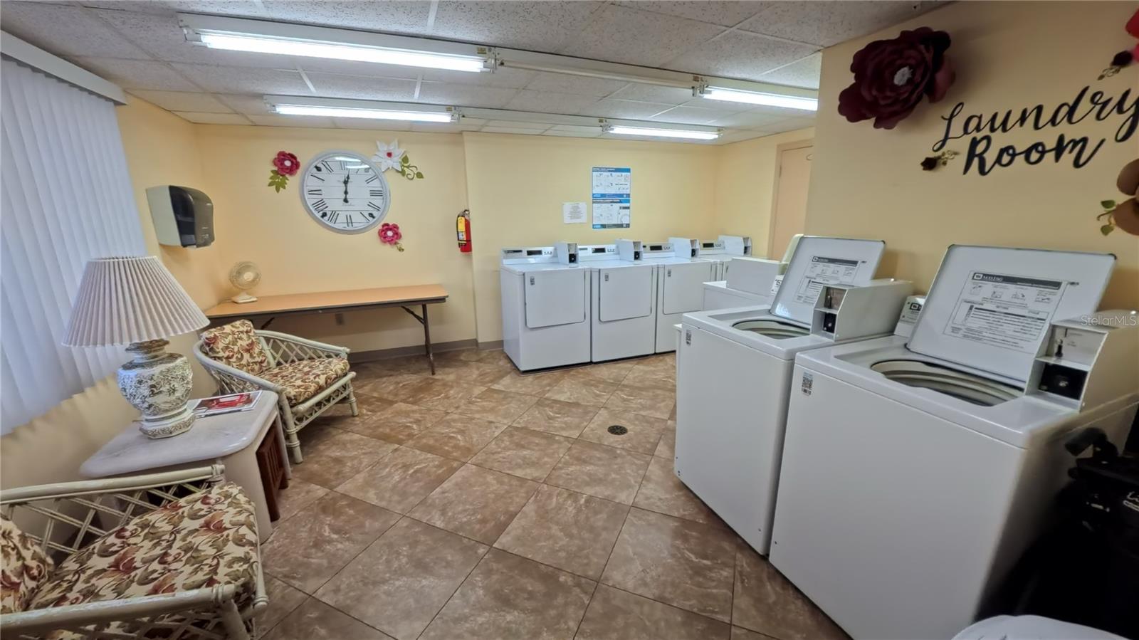 ESSEX HOUSE - Residential