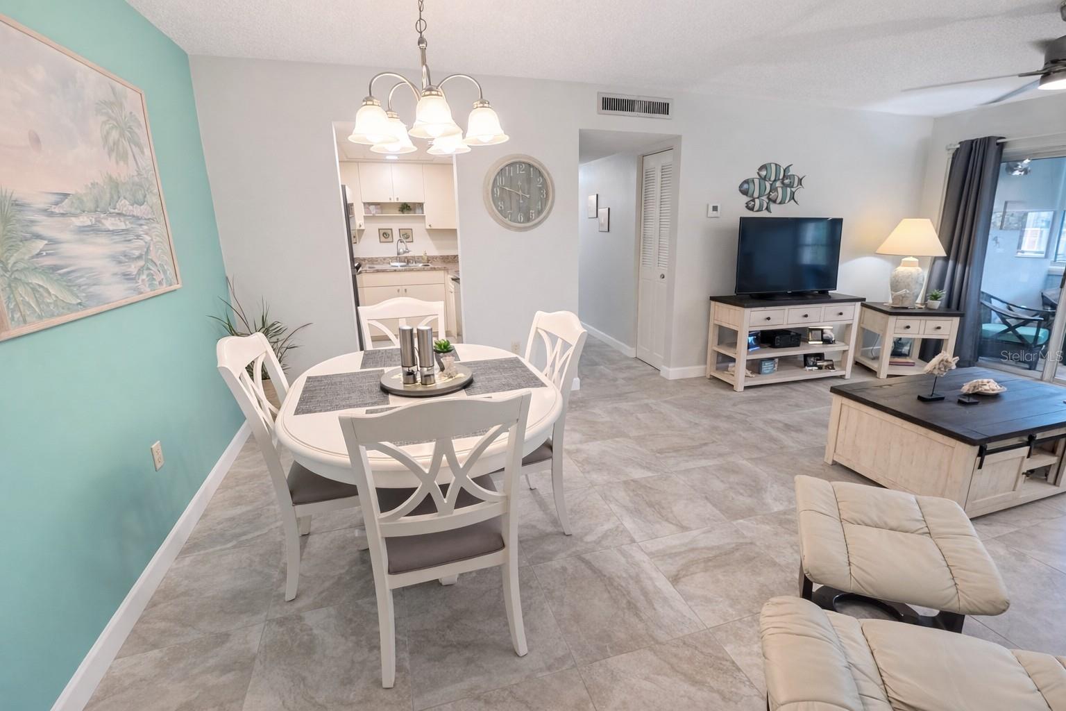 ESSEX HOUSE - Residential