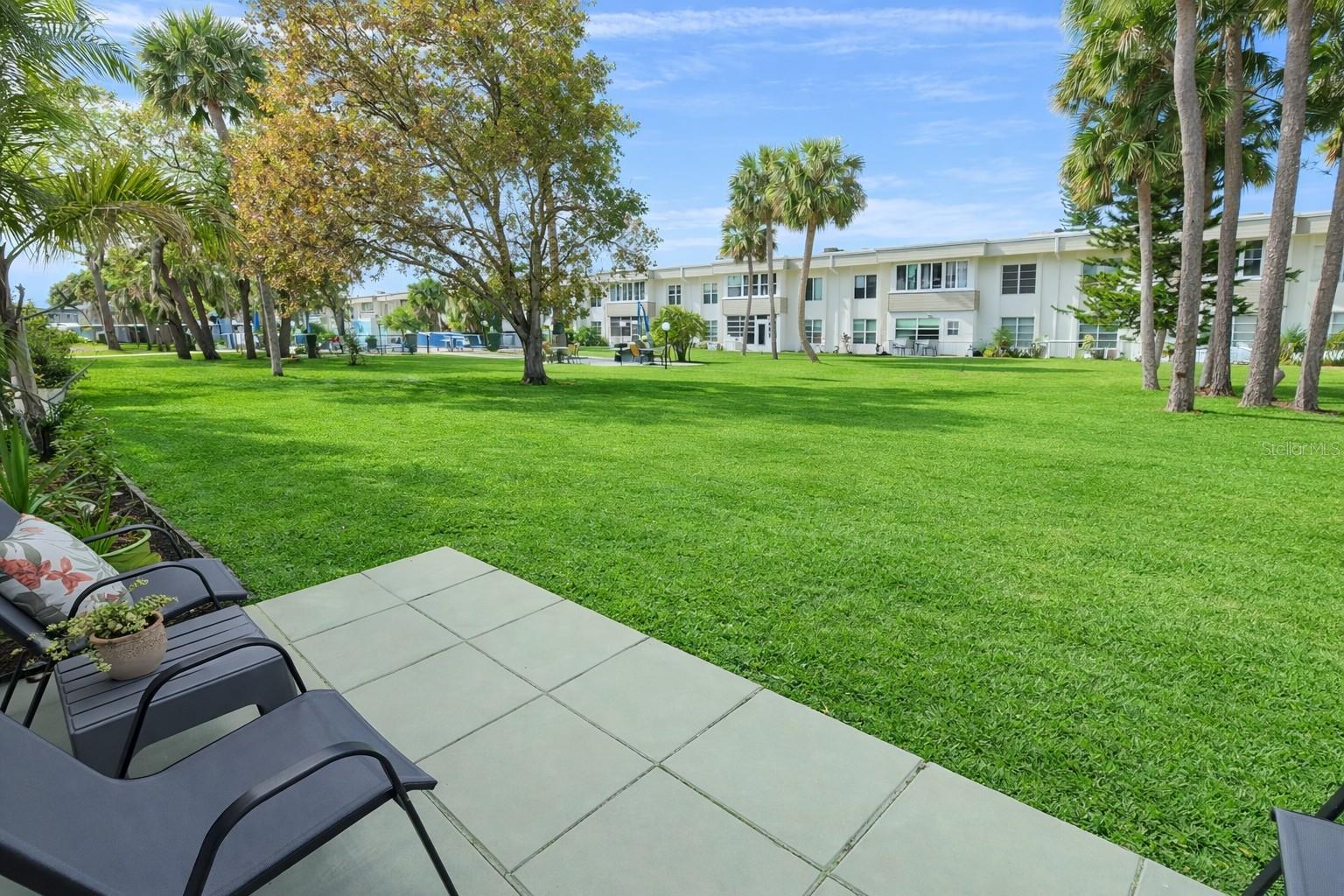 ESSEX HOUSE - Residential