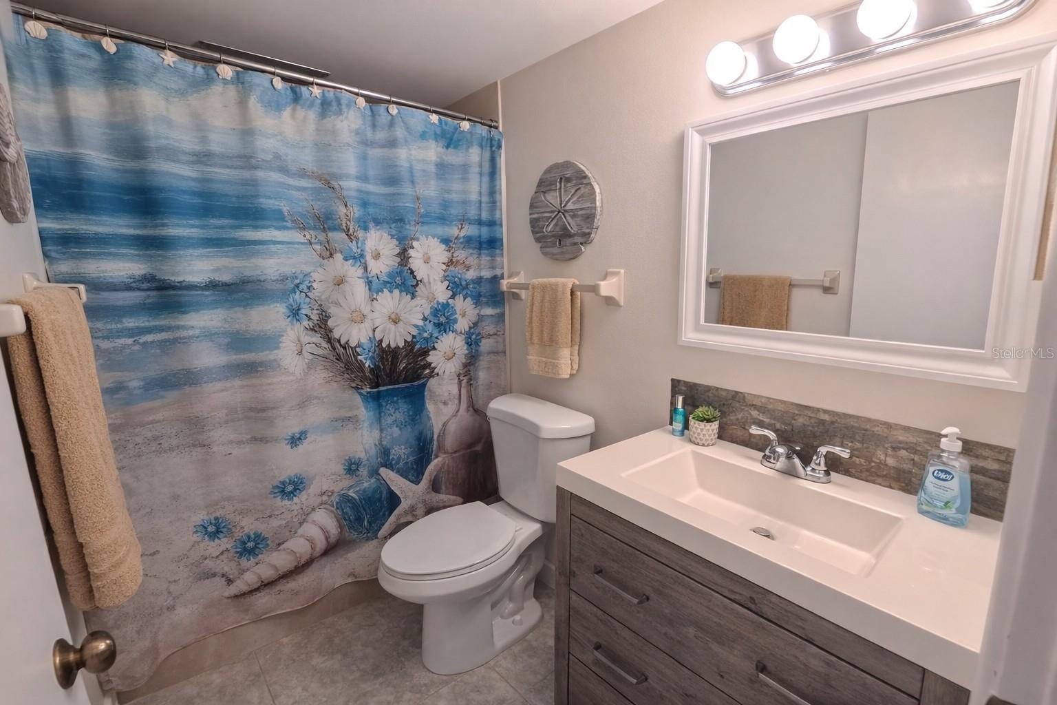 ESSEX HOUSE - Residential