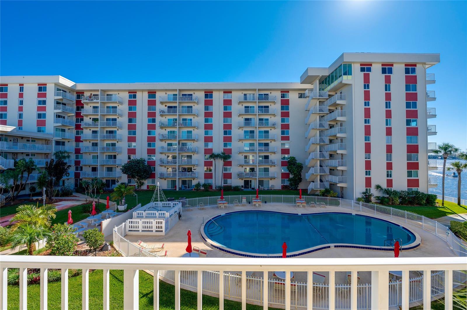 RIVERSIDE CONDO - Residential