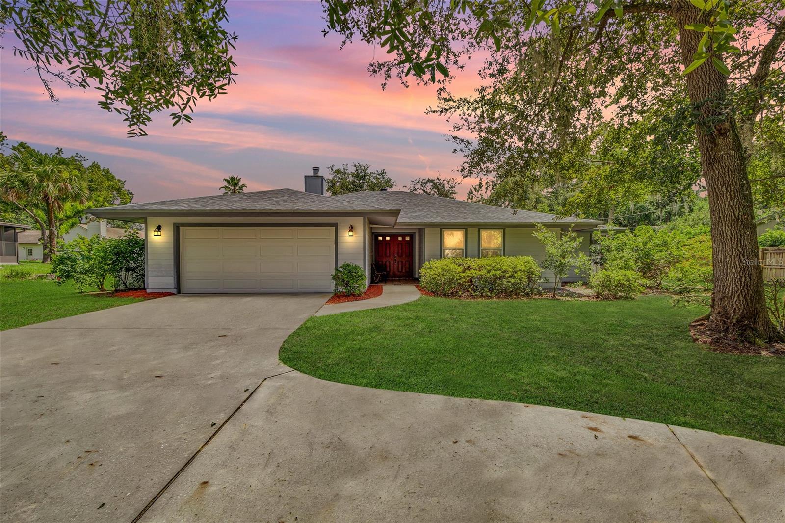 Under contract-accepting backup offers. Welcome to this ONE-OF-A-KIND 3 BEDROOM, 2 BATH + DEN POOL HOME tucked away on a PRIVATE TREE-LINED STREET that dead-ends into CONSERVATION — and with NO HOA. Just 2 MILES FROM UCF, this home is perfect for faculty, attendees, families, or anyone who wants a PRIVATE RETREAT while staying close to it all.
Step inside and you’ll love the VAULTED WOOD-BEAM CEILINGS, SUNKEN LIVING ROOM with a REAL WOOD-BURNING FIREPLACE, and timeless TERRACOTTA TILE FLOORS. The KITCHEN features GRANITE COUNTERTOPS, DOUBLE-PANE WINDOWS, and a convenient PASS-THROUGH to the pool deck — perfect for entertaining.
Enjoy peace of mind with a NEW ROOF (2021), NEW POOL EQUIPMENT, and a CAT-5 RATED SCREEN ENCLOSURE. The PRIMARY SUITE includes a unique BATHROOM WITH A GARDEN VIEW WINDOW in the shower, adding a touch of resort-style living to everyday life.
Outdoors, the PRIVATE POOL AREA and SPACIOUS DECK create an ideal space for gatherings, barbecues, or quiet evenings at home. Nearby you’ll find LAKES, HIKING TRAILS, SHOPPING, RESTAURANTS, TWO MAJOR AIRPORTS, and you’re LESS THAN AN HOUR TO THE BEACH.
This is a truly UNIQUE HOME filled with CHARACTER and CHARM...the kind of property that rarely comes available.
