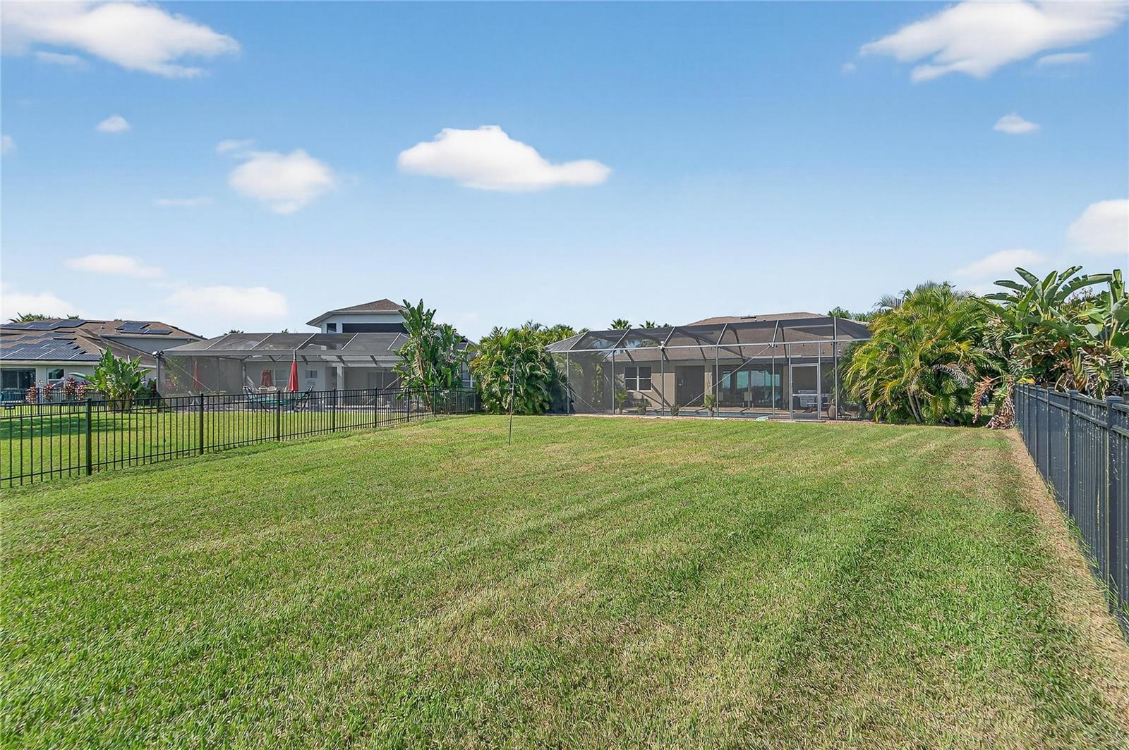 LUCAYA LAKE CLUB PH 2C - Residential