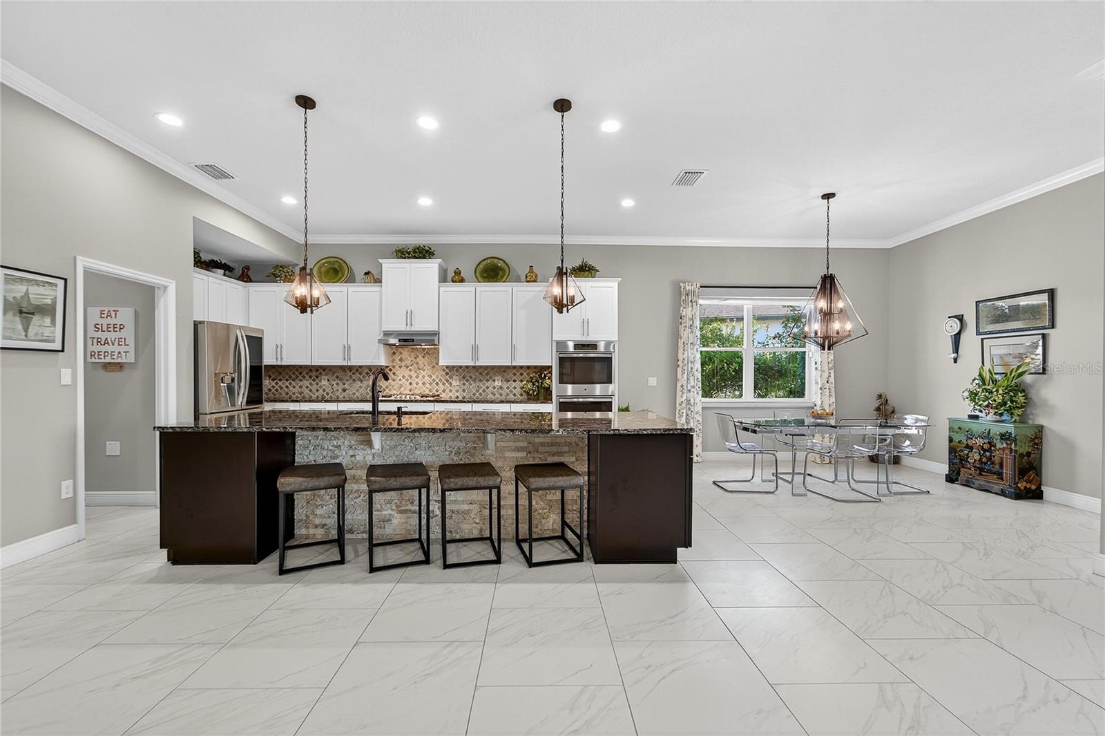 LUCAYA LAKE CLUB PH 2C - Residential