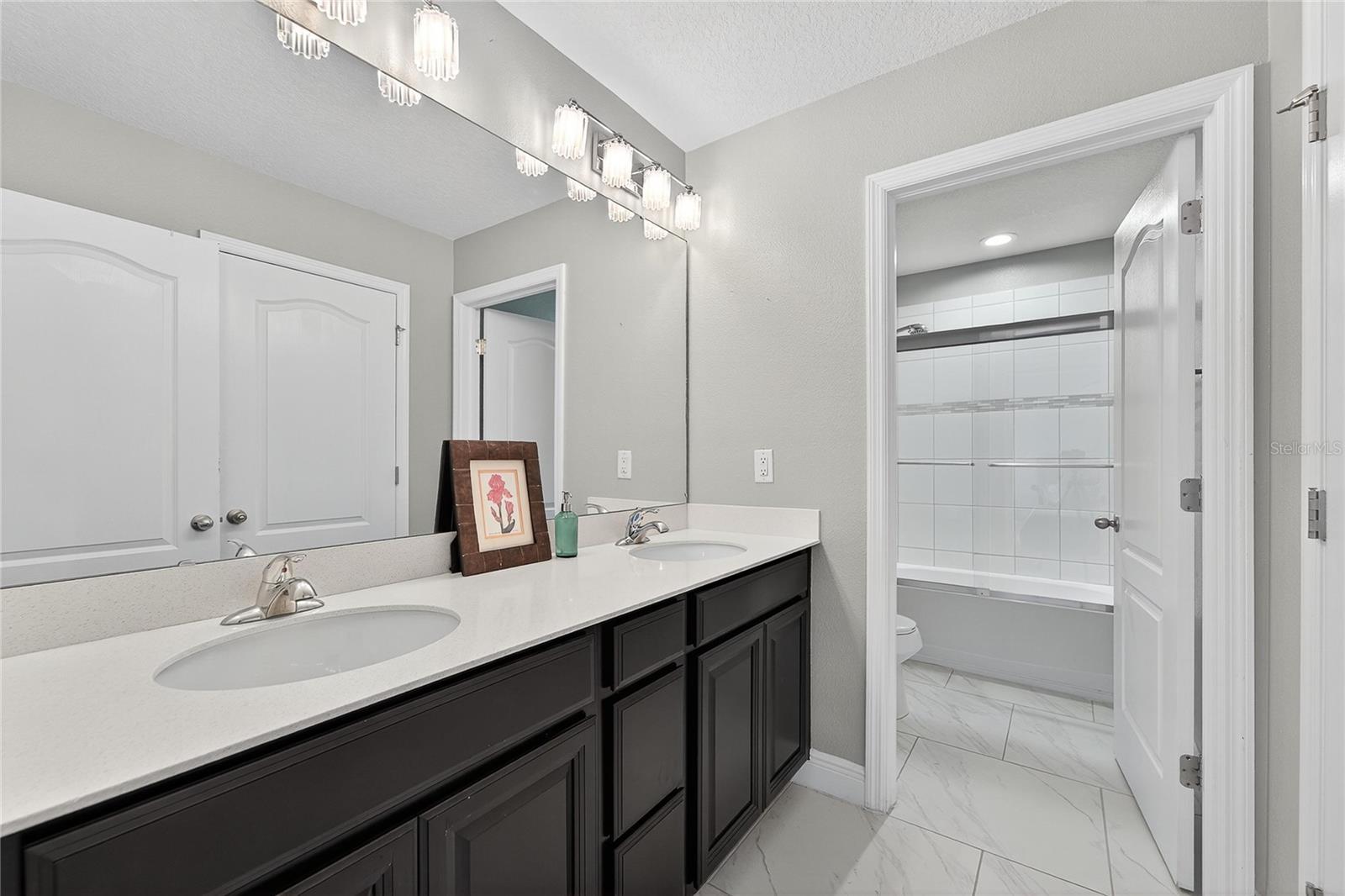 LUCAYA LAKE CLUB PH 2C - Residential