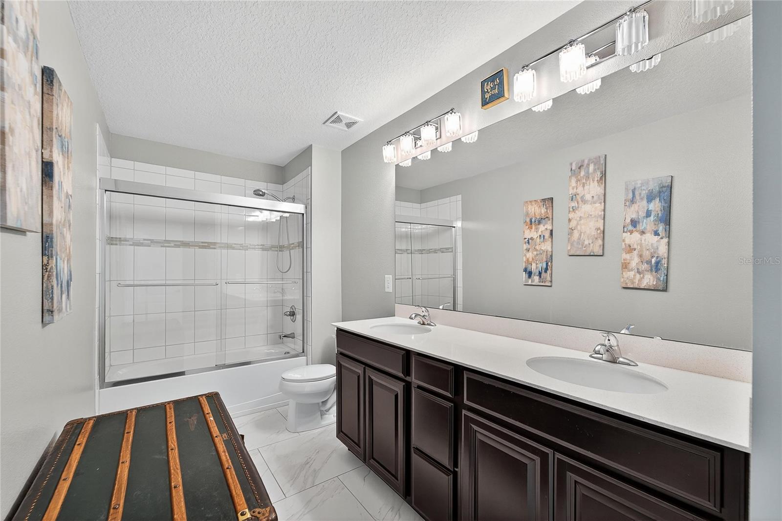 LUCAYA LAKE CLUB PH 2C - Residential