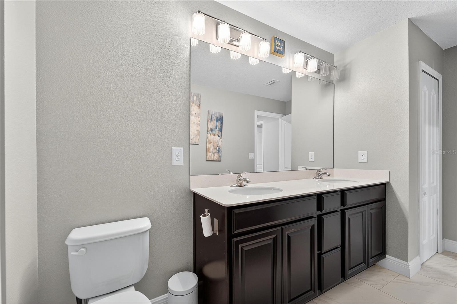 LUCAYA LAKE CLUB PH 2C - Residential