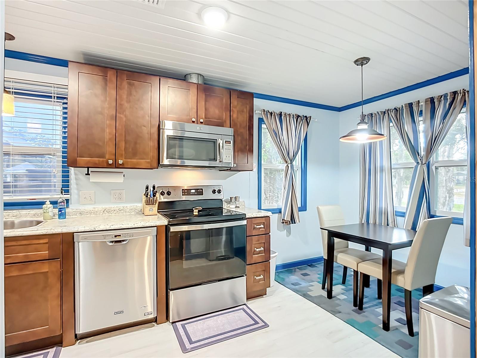 PALMETTO GOLF CORP - Residential