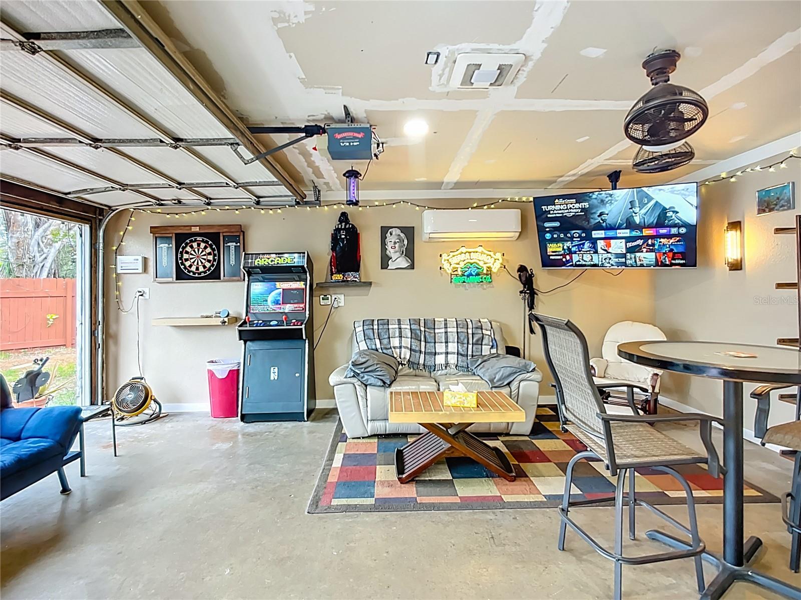 PALMETTO GOLF CORP - Residential