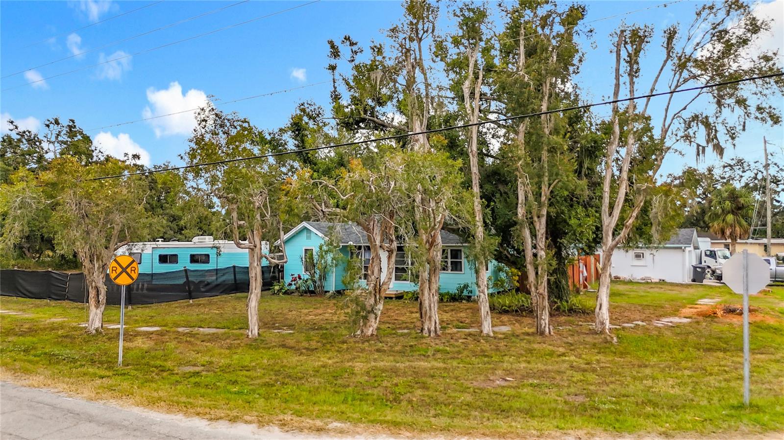 PALMETTO GOLF CORP - Residential