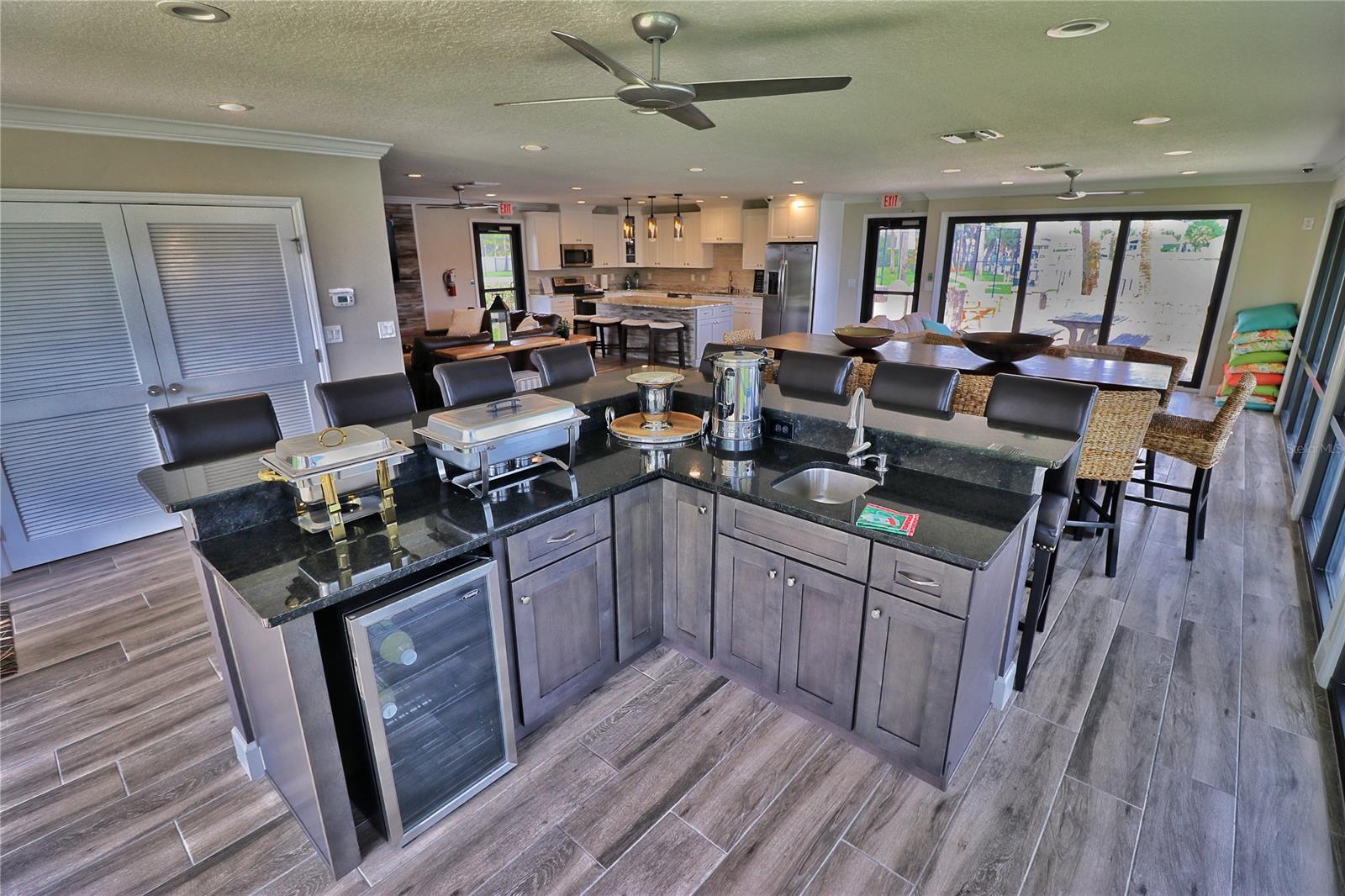 Diamond Head Point Condo - Residential