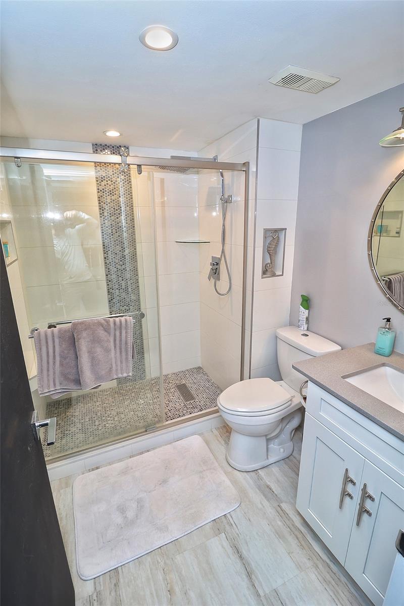 Diamond Head Point Condo - Residential